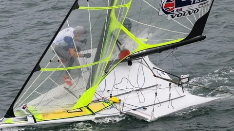 CBA战局风云再起：18胜11的辉煌对决，历史交锋格局能否颠覆？