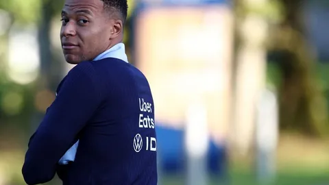 斯基拉曝埃默松今夏可能离队米兰